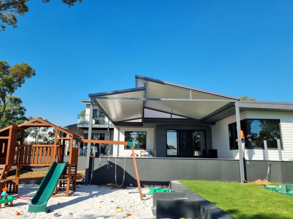 Home 1 Patio Roofing Materials in Perth: Colorbond, Solarspan and Polycarbonate 18 Home 1 Patio Roofing Materials in Perth: Colorbond, Solarspan and Polycarbonate 17